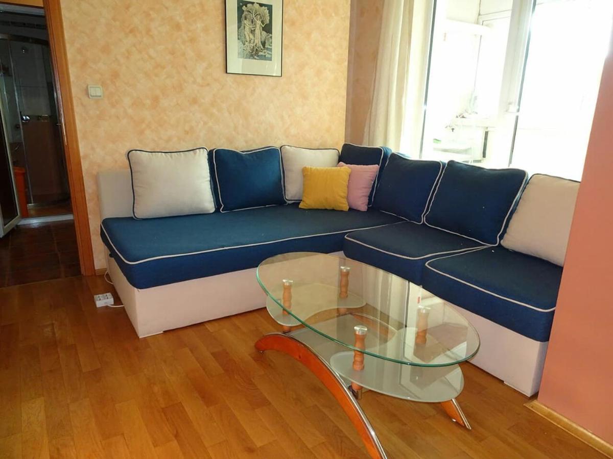 Hostex Vintage Apartment Stara Zagora Esterno foto