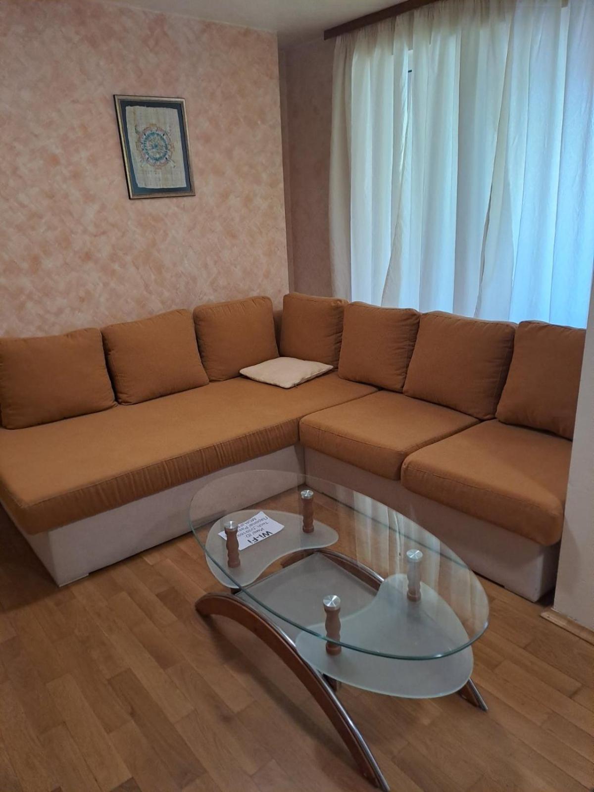 Hostex Vintage Apartment Stara Zagora Esterno foto